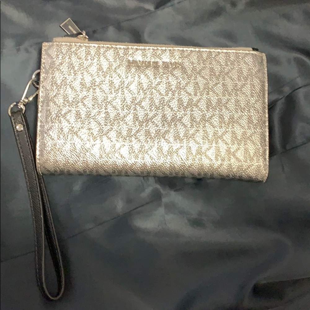 Michael Kors Wristlet